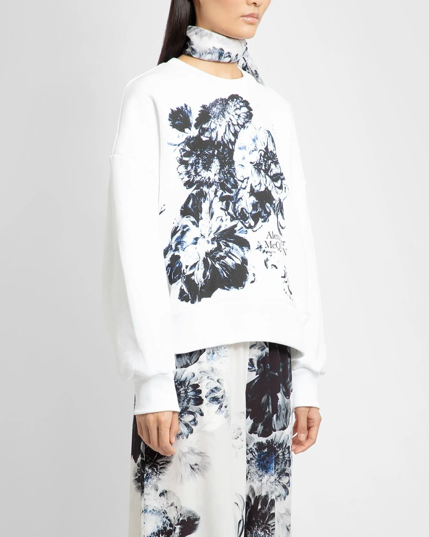 alexander mcqueen  |Crew Neck Flower Patterns Unisex Long Sleeves Plain Cotton