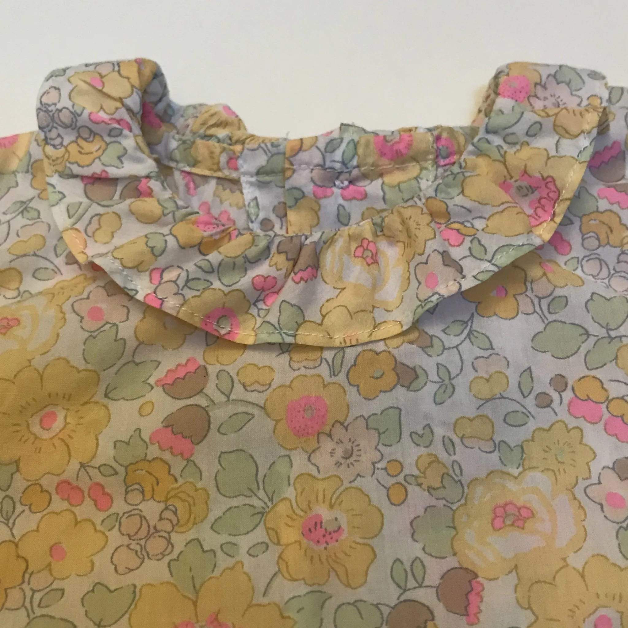 Bonpoint Lemon Curd Betsy Liberty Print Baby Blouse With Frill Collar