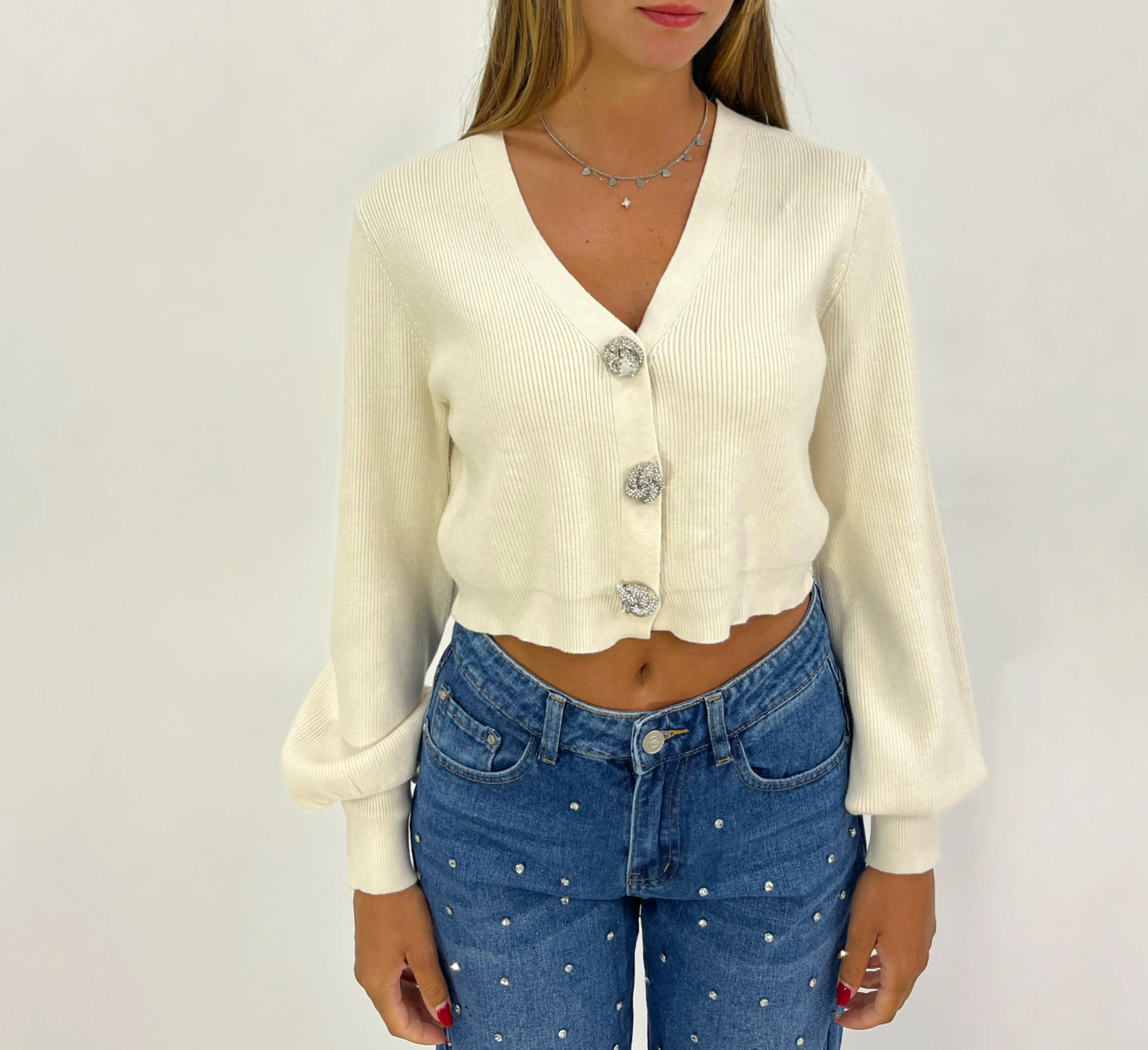 Cardigan crop con bottoni strass