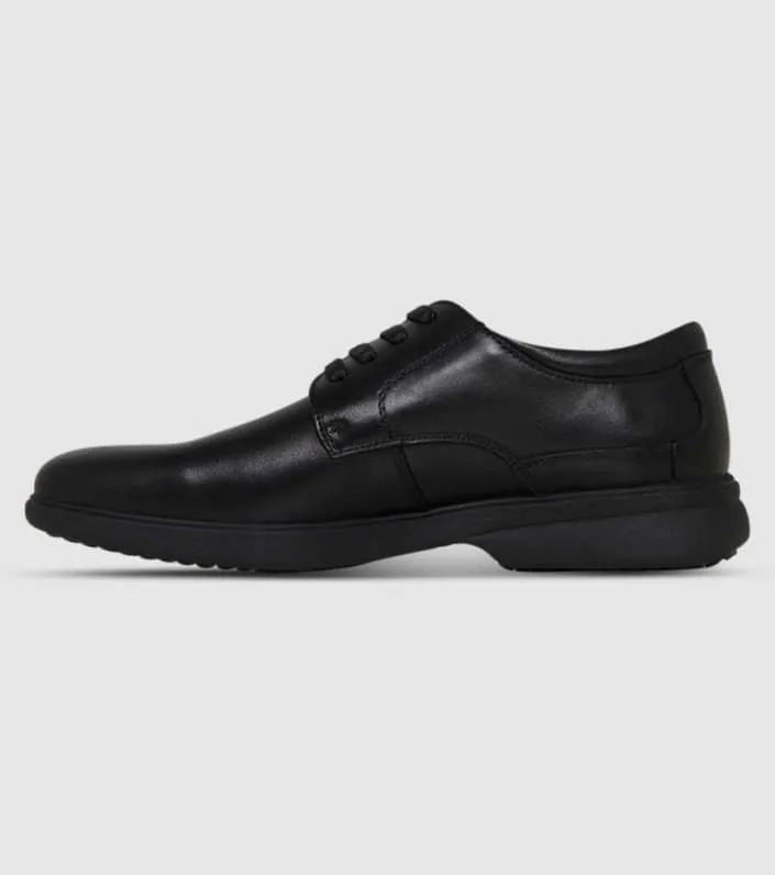 clarks master senior boys school shoes