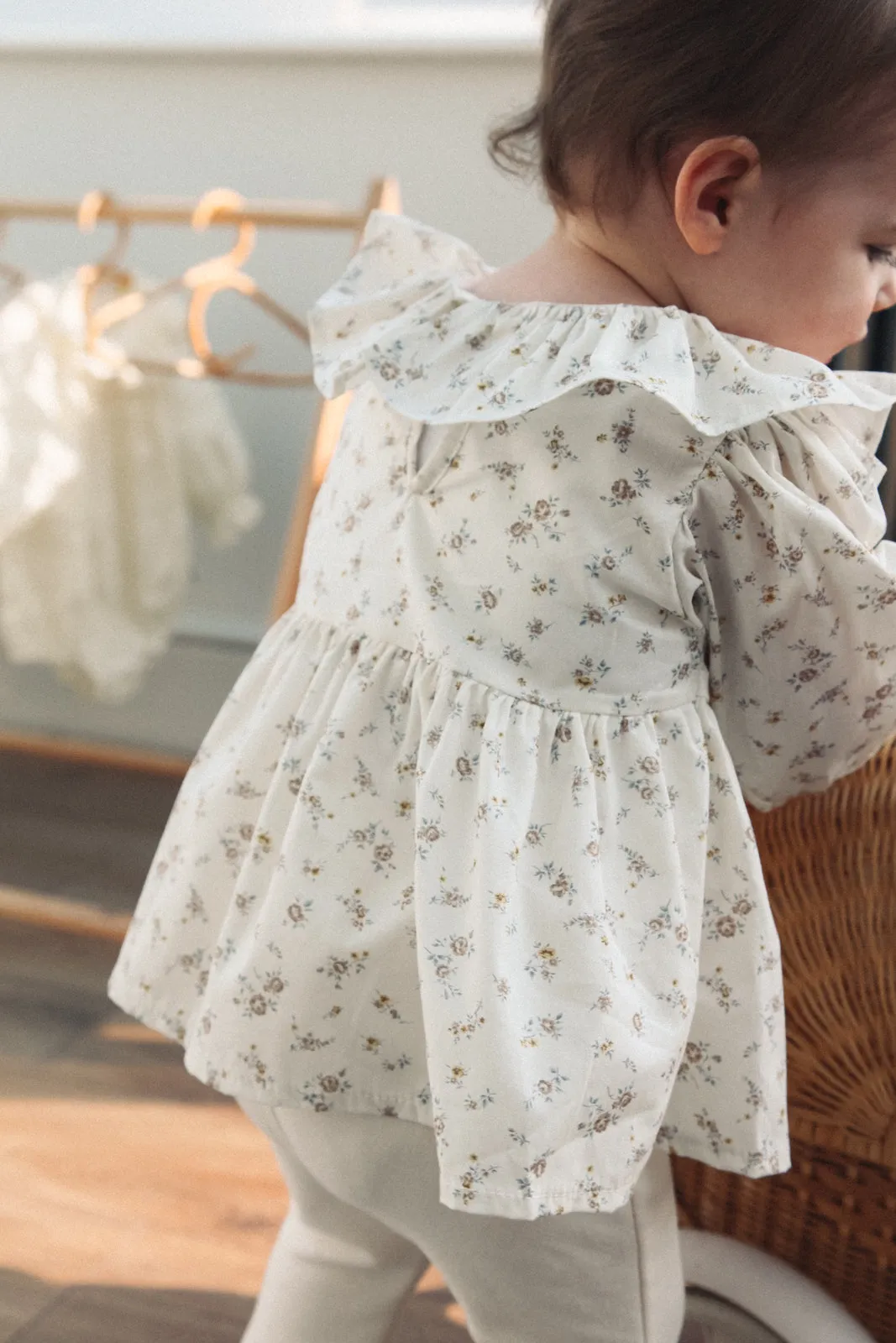 Cream/Beige Floral Frill Collar Blouse