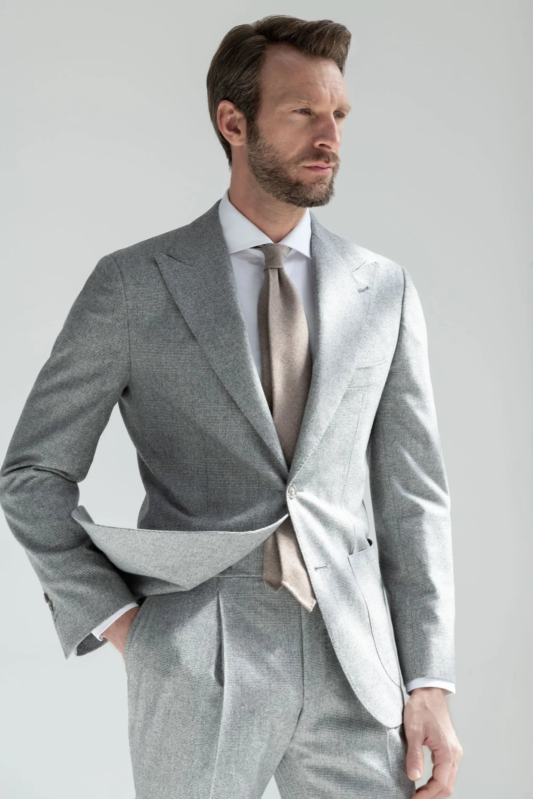 Grey Prince of Wales suit 