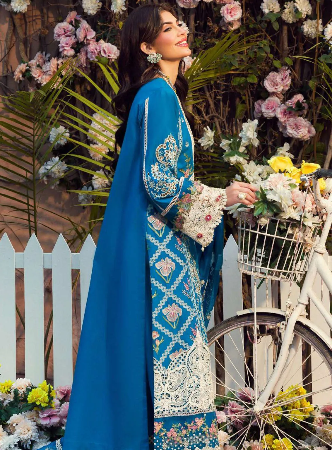 Motifz Premium Embroidered Lawn 3 Piece Unstitched Suit MT24PL MWU04424 GUL-E-RANA