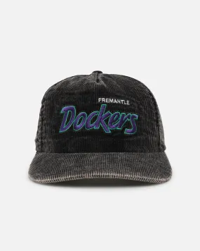 New Era Fremantle Dockers 'Washed Corduroy' Pre-Curved Golfer Snapback Black/Kelly Green