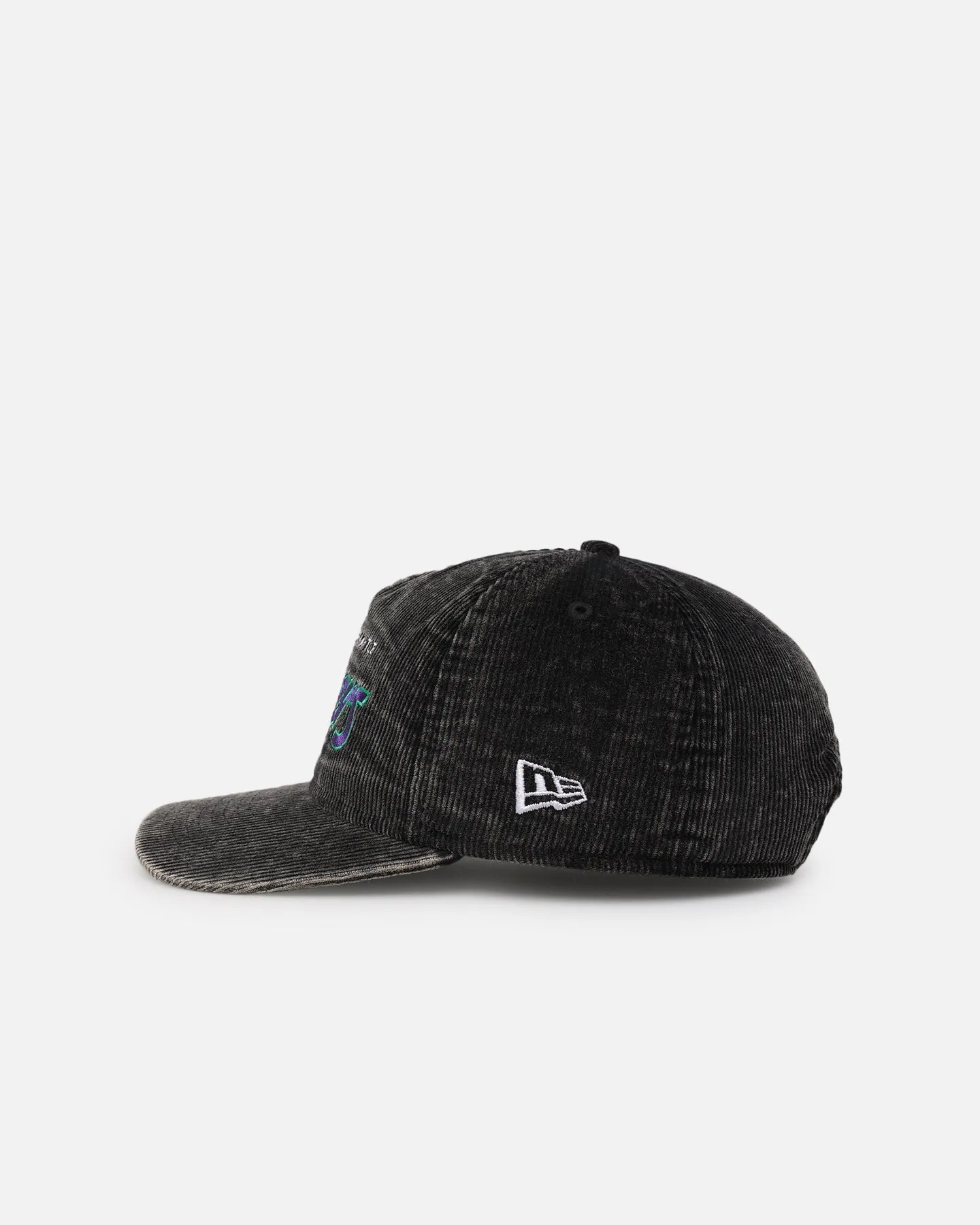 New Era Fremantle Dockers 'Washed Corduroy' Pre-Curved Golfer Snapback Black/Kelly Green