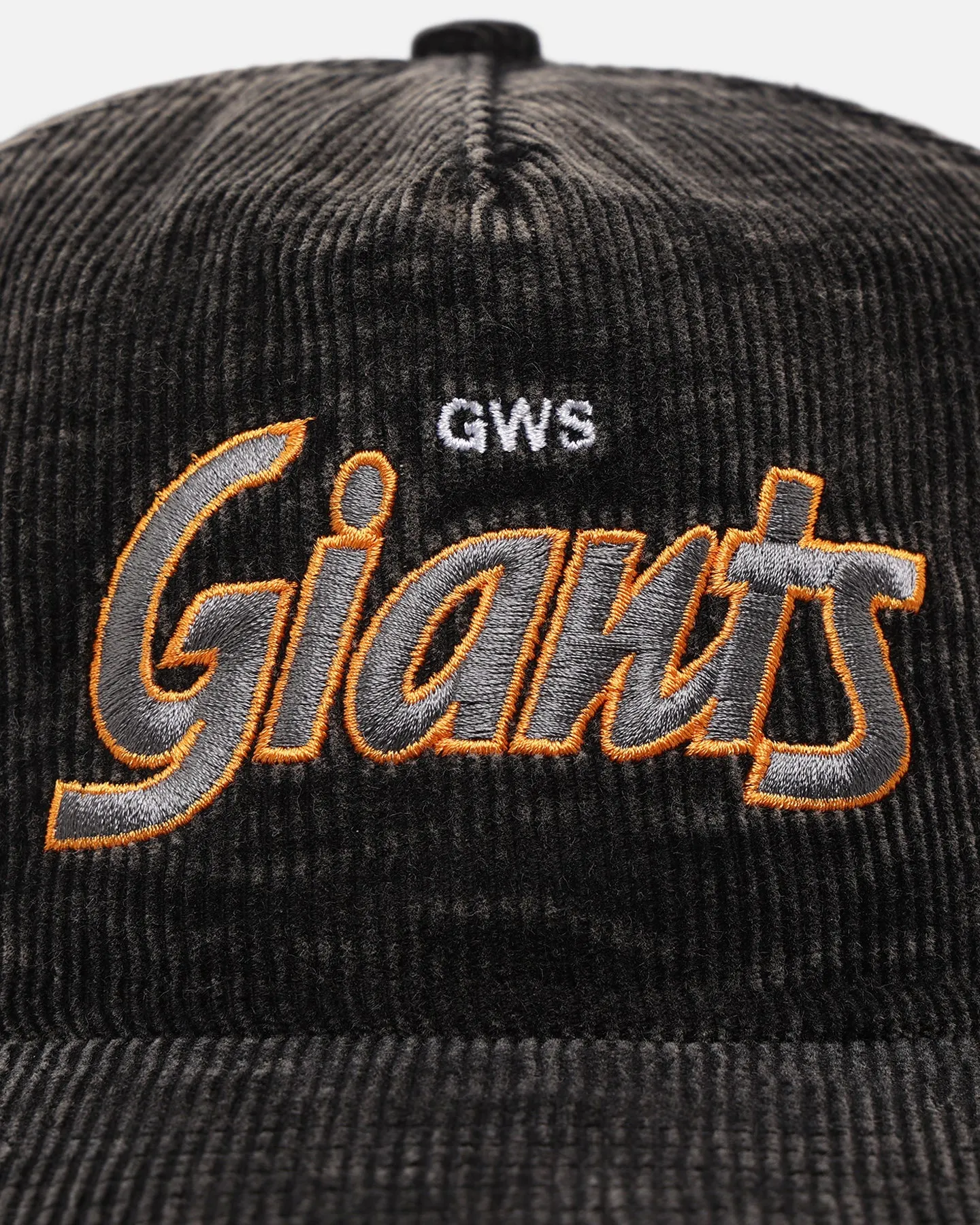 New Era GWS Giants 'Washed Corduroy' Pre-Curved Golfer Snapback Black/Kelly Green