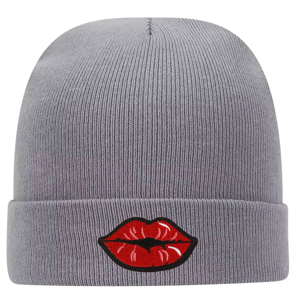 Red Kiss Lips Embroidered Patch Superior Cotton Blend 12 Classic Knit Cuff Beanies for Men & Women