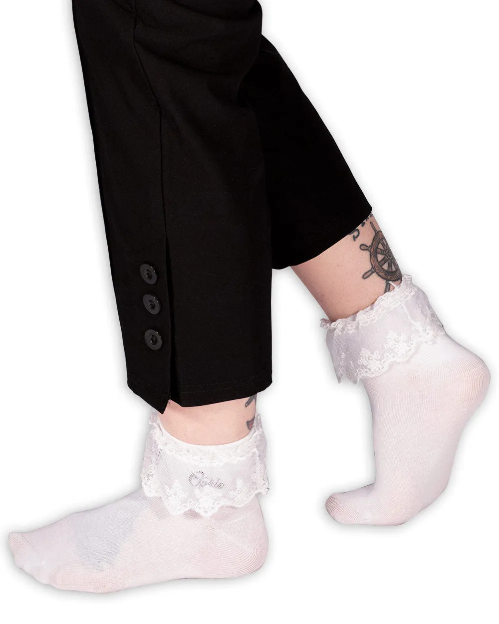 Socks - 2 Pair White Frill Crew W/ Embroidery Ophia