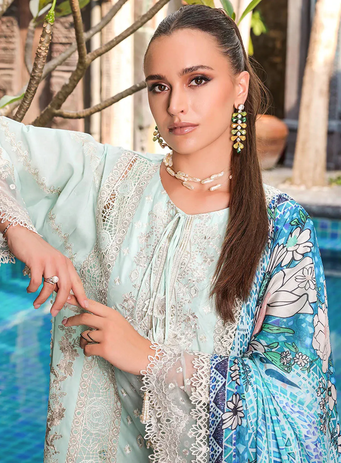 Tabeer Luxury Embroidered Lawn 3 Piece Unstitched Suit TBR24L D-02