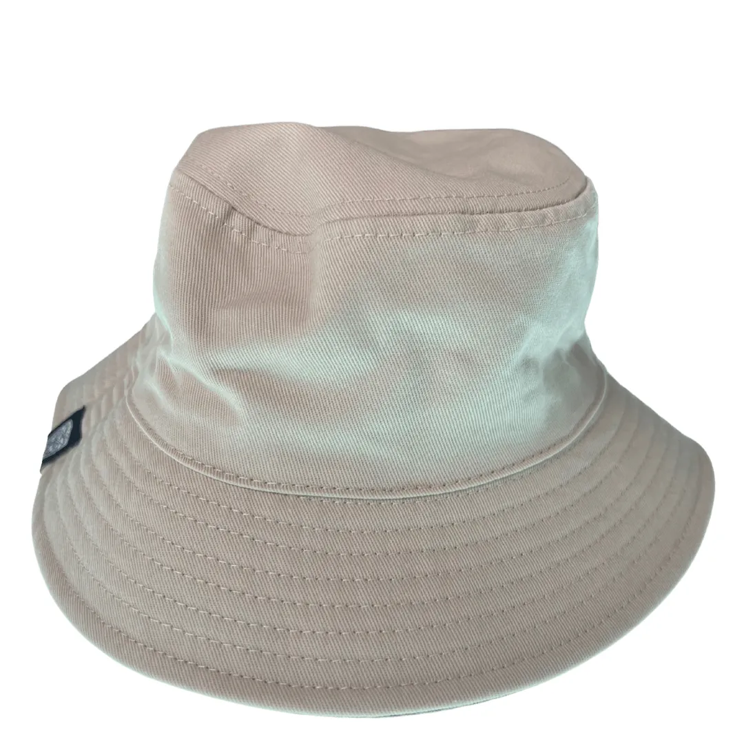 THE BUCKET HAT