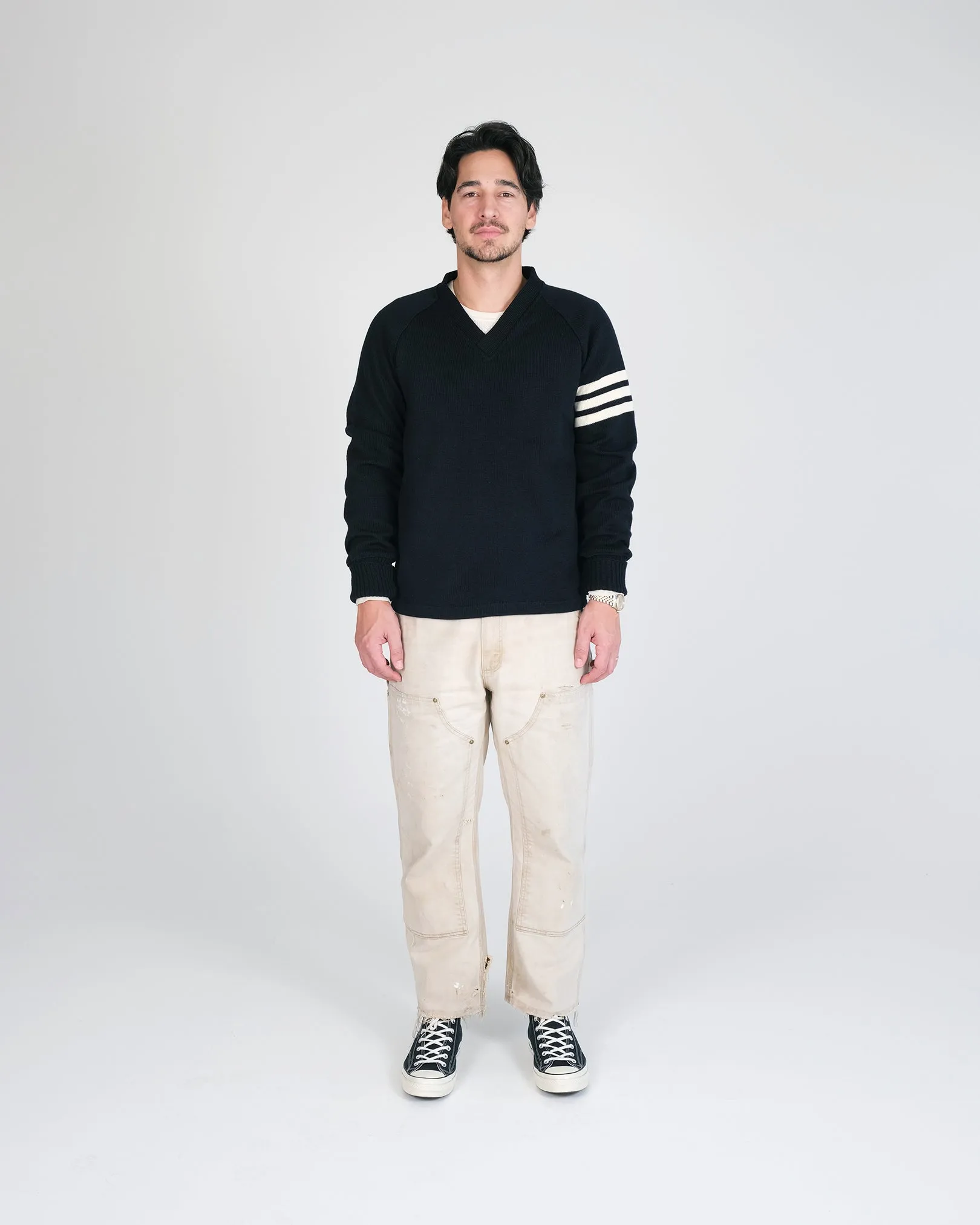 V-Neck Sweater - Black / Off White