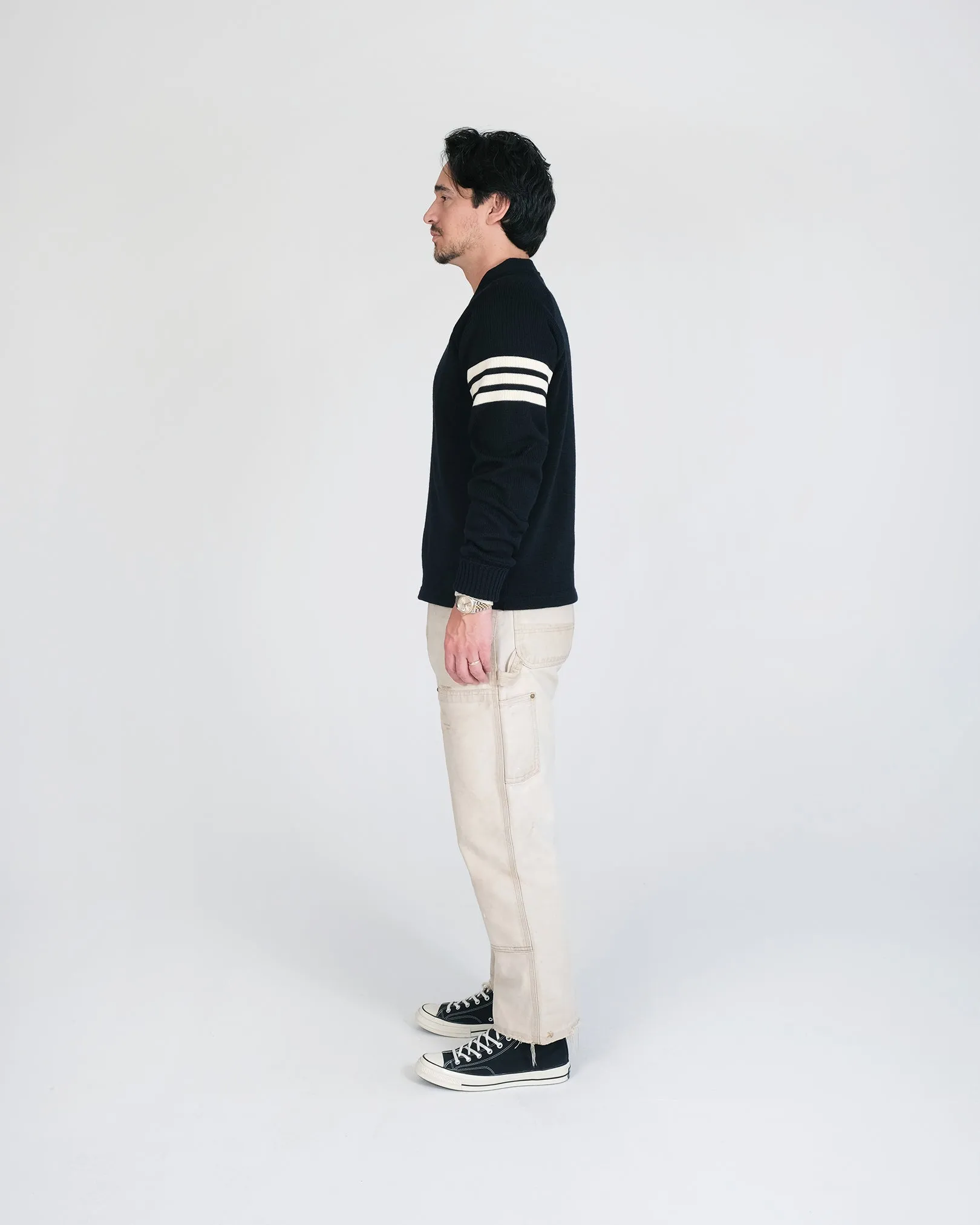 V-Neck Sweater - Black / Off White