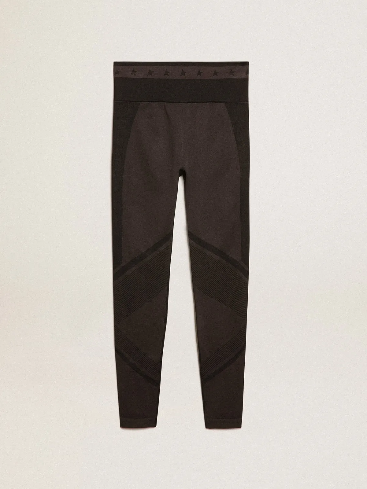 Women’s black leggings with mixed stitching