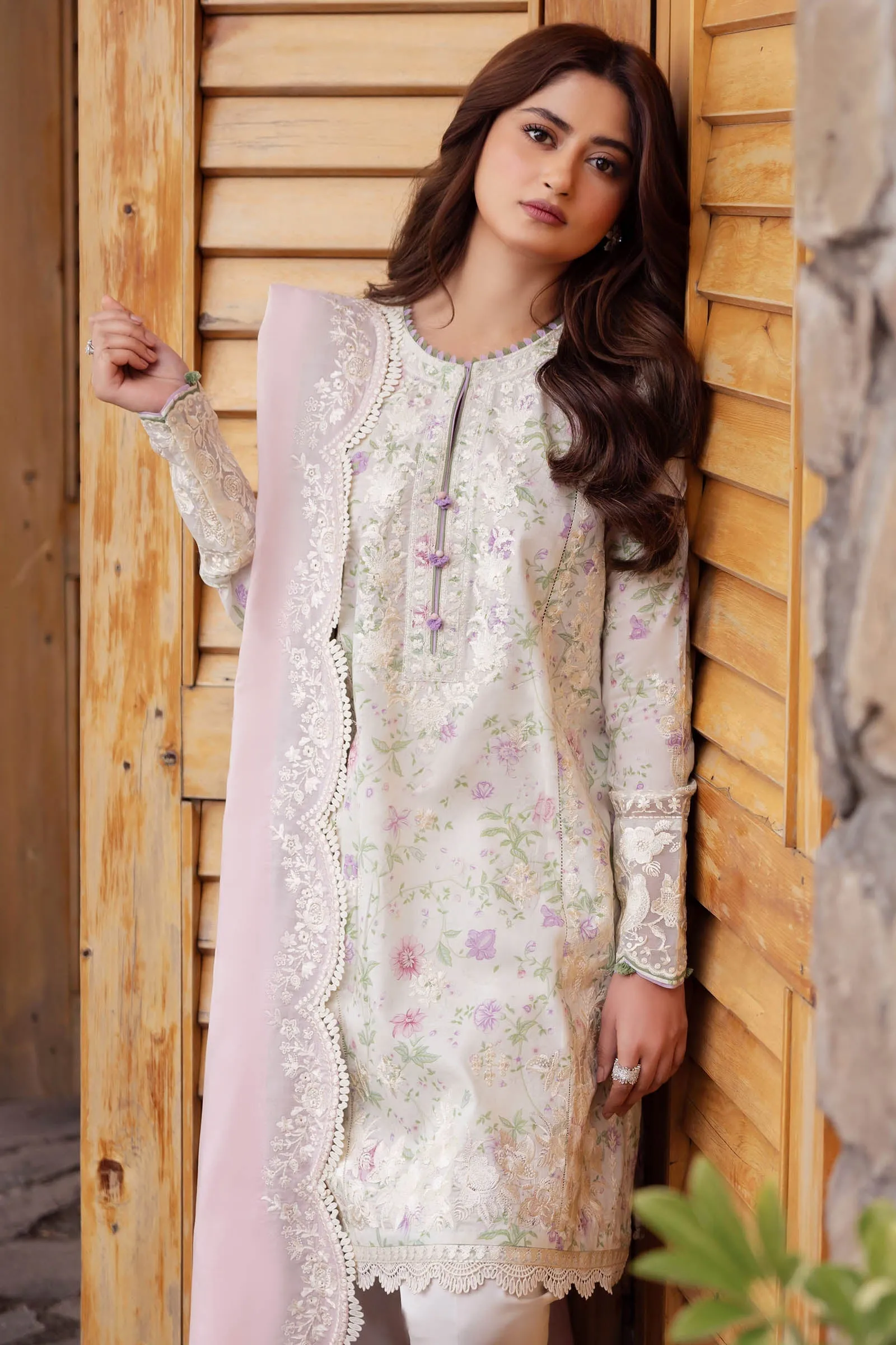 Zaha By Khadijah Shah Embroidered Lawn Unstitched 3Pc Suit ZL24-12B LEYLA